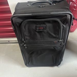 COPY - Tumi Continental Expandable Alpha 2 Carry On 2 Wheeled Luggage - Black 2…